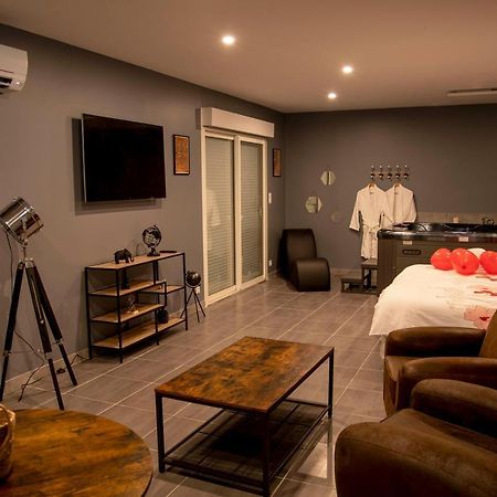 Appartement La Parenthèse à Saint-Bauzille-de-la-Sylve Extérieur photo